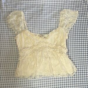 Thirty Thirty Cream Lace Ruffled Top